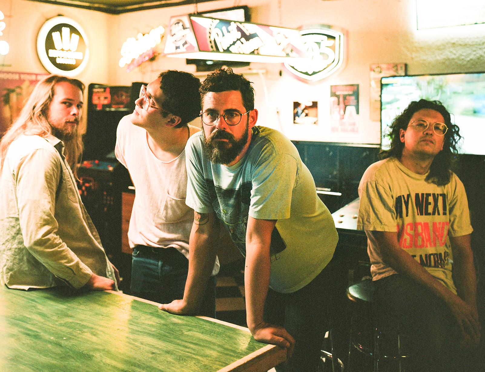 White Denim - World As A Waiting Room - Daily Play MPEÂ®Daily Play MPEÂ®